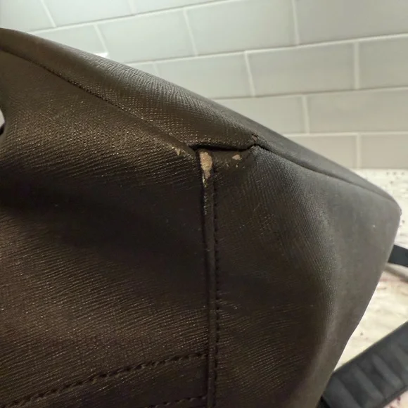 lululemon athletica Black Shoulder Bag with Adjustable Strap - Picture 6 of 11